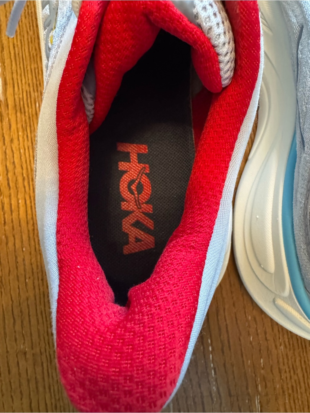 Hoka Bondi 9, Women, 8B, Cosmic Grey; Good Cond.; comfortable, good support. - Picture 4 of 8